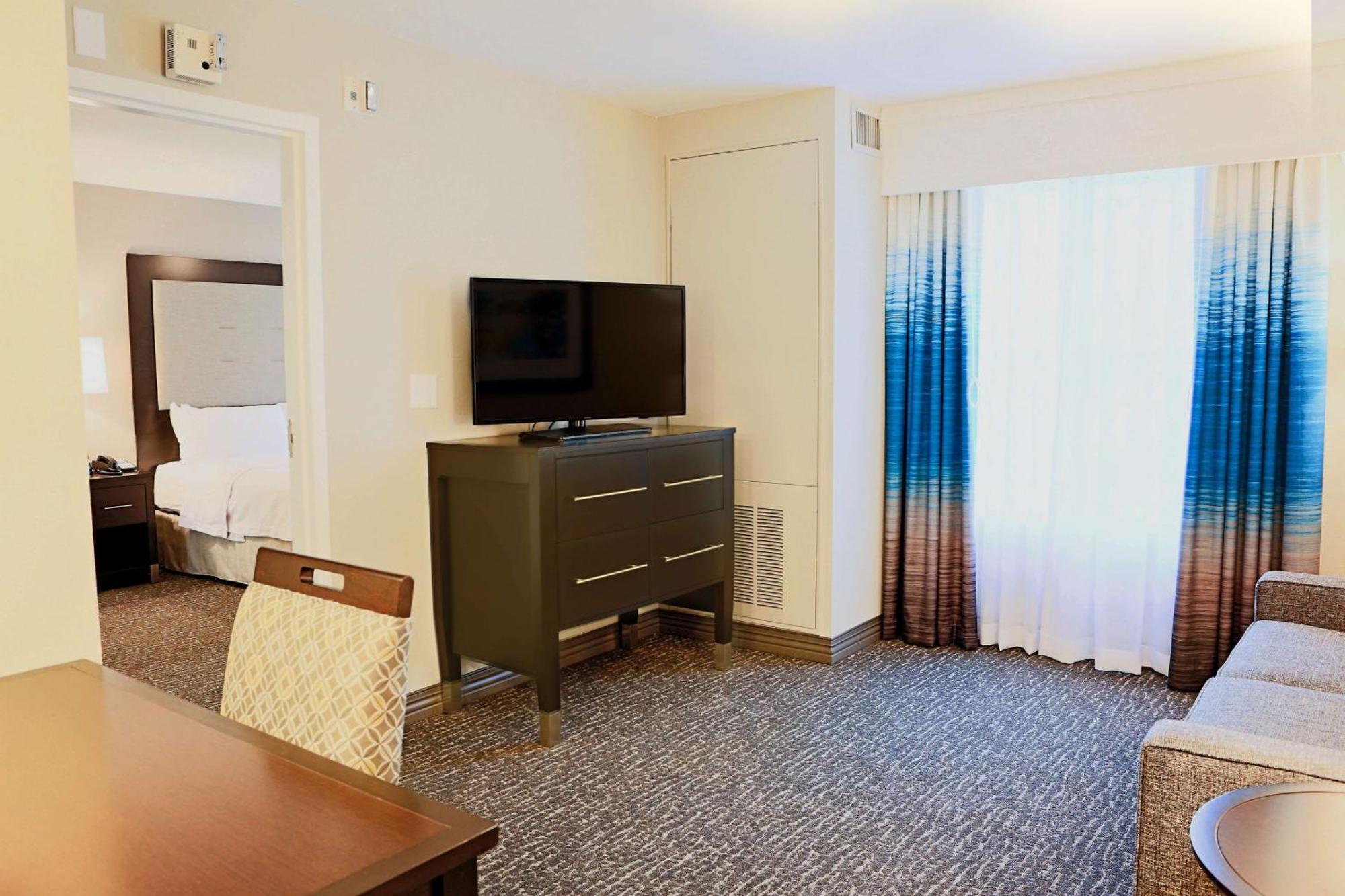 โฮมวู้ด สวีท บาย ฮิลตัน แอชวิลล์ ทันเนล โร้ด Hotel ภายนอก รูปภาพ
