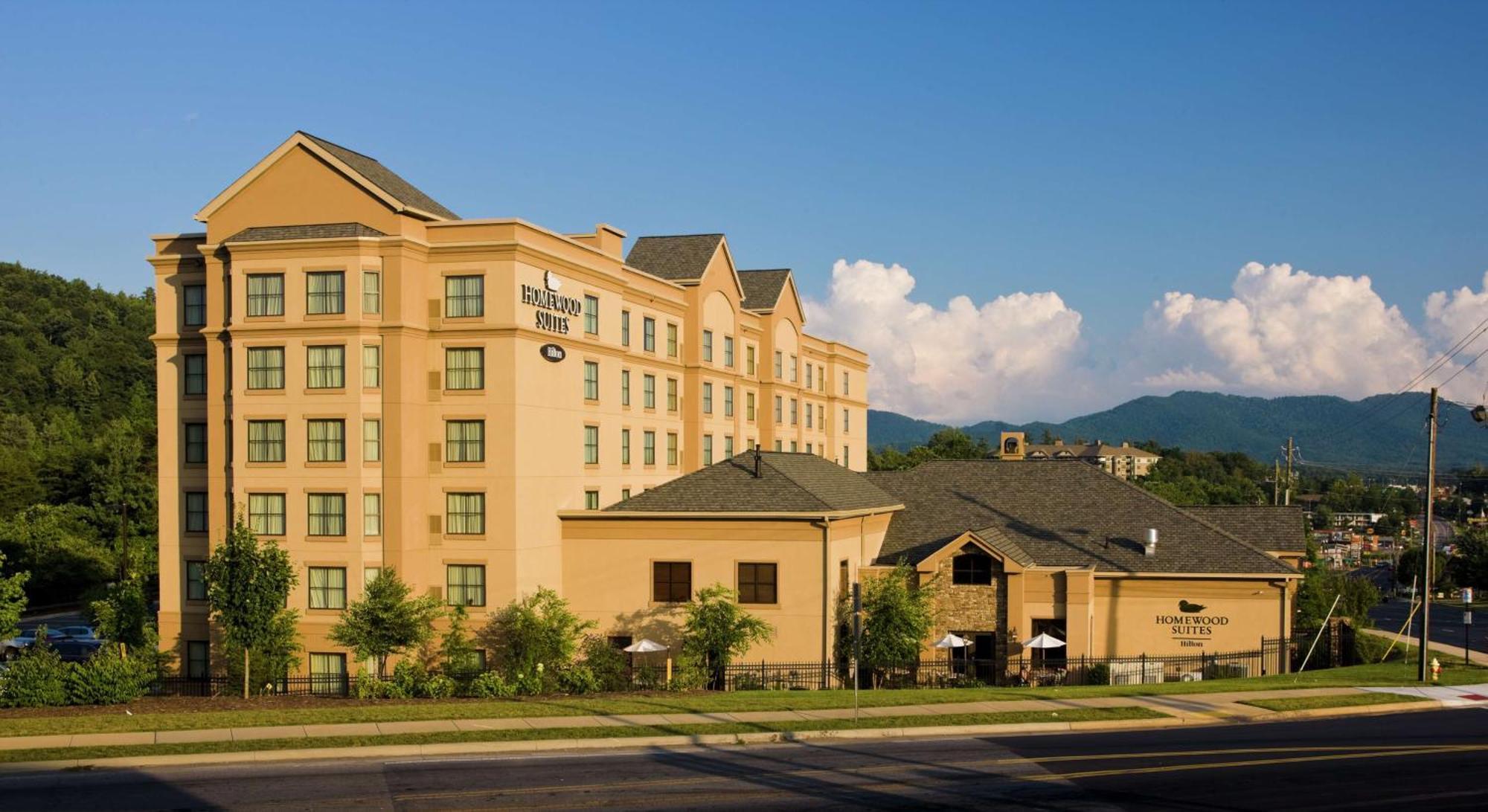 โฮมวู้ด สวีท บาย ฮิลตัน แอชวิลล์ ทันเนล โร้ด Hotel ภายนอก รูปภาพ