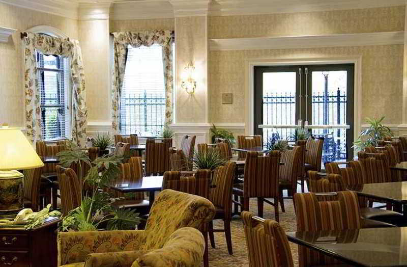 โฮมวู้ด สวีท บาย ฮิลตัน แอชวิลล์ ทันเนล โร้ด Hotel ภายนอก รูปภาพ
